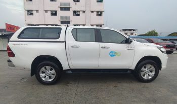 REVO PRE 2019 2.4E AT DOUBLE CAB WHITE  3965 full