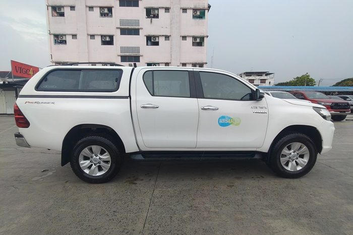 REVO PRE 2019 2.4E AT DOUBLE CAB WHITE  3965 full