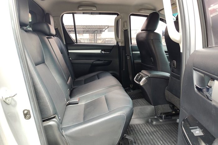 REVO 4WD 2020 2.8G AT DOUBLE CAB SILVER  9030 full