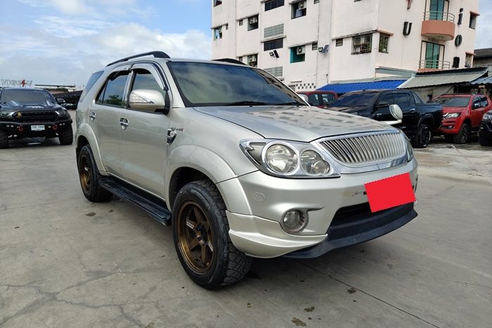 TOYOTA 4WD 2006 2.7V AT FORTUNER SILVER  1257 full