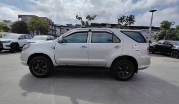 TOYOTA 4WD 2006 2.7V AT FORTUNER SILVER  1257 full