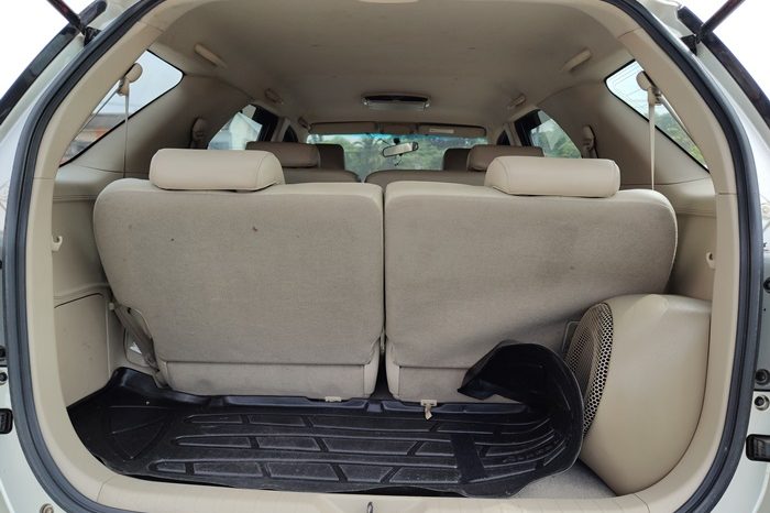 TOYOTA 4WD 2006 2.7V AT FORTUNER SILVER  1257 full