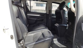 REVO PRE 2018 2.4E AT DOUBLE CAB WHITE  769 full