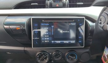 REVO PRE 2018 2.4E AT DOUBLE CAB WHITE  769 full