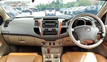 TOYOTA 2WD 2010 2.7V AT FORTUNER SILVER  1574 full