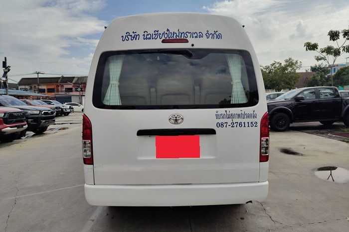 TOYOTA 2WD 2018 3.0 MT COMMUTER WHITE  1666 full