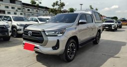 REVO 4WD 2021 2.4E MT DOUBLE CAB SILVER  130