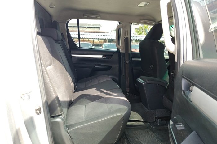 REVO 4WD 2021 2.4E MT DOUBLE CAB SILVER  130 full