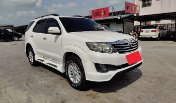 TOYOTA 2WD 2013 2.7V AT FORTUNER WHITE  30 full
