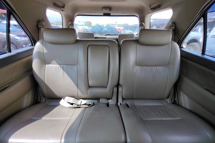 TOYOTA 2WD 2013 2.7V AT FORTUNER WHITE  30 full