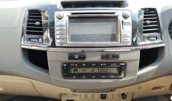 TOYOTA 2WD 2013 2.7V AT FORTUNER WHITE  30 full