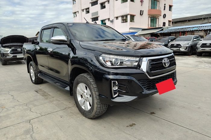 REVO PRE 2019 2.4E AT DOUBLE CAB BLACK  6590 full