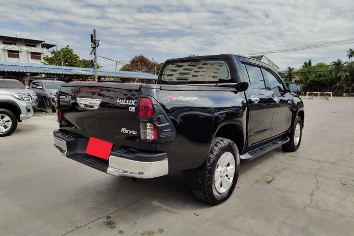 REVO PRE 2019 2.4E AT DOUBLE CAB BLACK  6590 full
