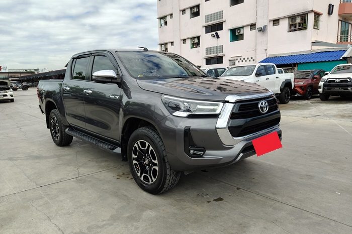 REVO 4WD 2021 2.4 MID AT DOUBLE CAB DARK GREY  4286 full