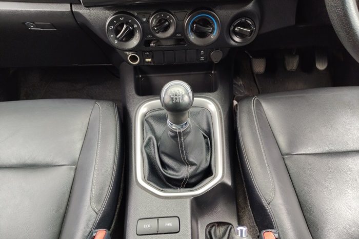 REVO 4WD 2021 2.4 MID AT DOUBLE CAB DARK GREY  4286 full