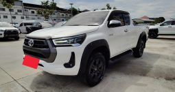 REVO PRE 2021 2.4E AT SMART CAB WHITE  8154