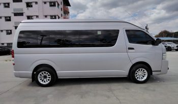 TOYOTA 2WD 2019 3.0 MT COMMUTER SILVER  3296 full