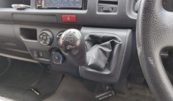 TOYOTA 2WD 2019 3.0 MT COMMUTER SILVER  3296 full