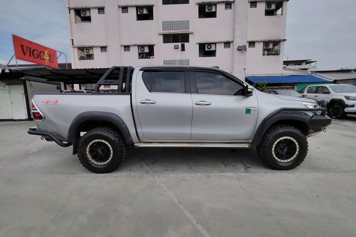 REVO 4WD 2015 2.8G MT DOUBLE CAB SILVER  5026 full