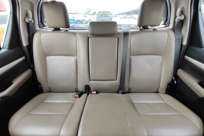 REVO 4WD 2015 2.8G MT DOUBLE CAB SILVER  5026 full