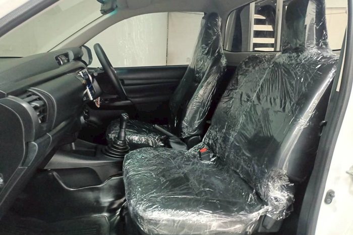 REVO 2WD 2020 2.4J MT STANDARD WHITE  3144 full