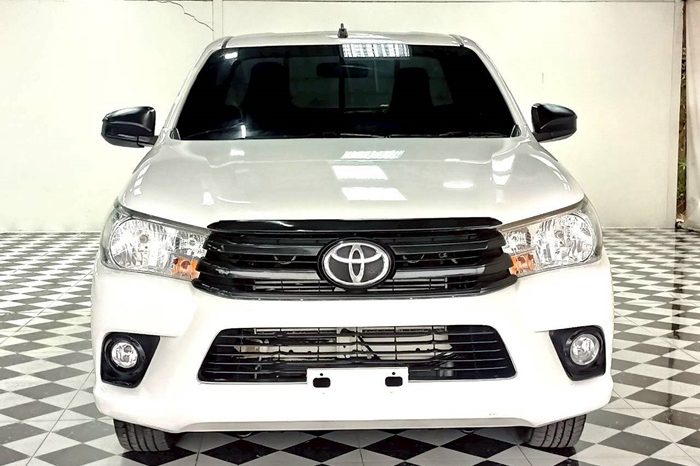 REVO 2WD 2020 2.4J MT STANDARD WHITE  3144 full