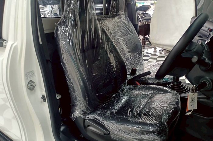 REVO 2WD 2020 2.4J MT STANDARD WHITE  3144 full