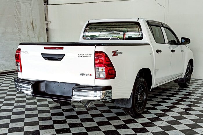 REVO 2WD 2022 2.4E AT DOUBLE CAB WHITE  4873 full