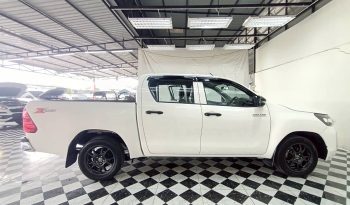 REVO 2WD 2022 2.4E AT DOUBLE CAB WHITE  5466 full