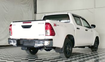 REVO 2WD 2022 2.4E AT DOUBLE CAB WHITE  5466 full