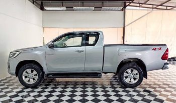 REVO 4WD 2020 2.4E MT SMART CAB SILVER  6923 full