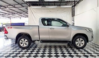 REVO 4WD 2020 2.4E MT SMART CAB SILVER  6923 full
