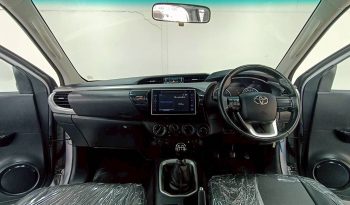 REVO 4WD 2020 2.4E MT SMART CAB SILVER  6923 full