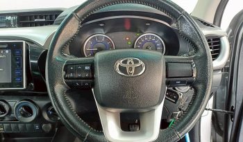 REVO 4WD 2020 2.4E MT SMART CAB SILVER  6923 full