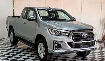 REVO 4WD 2020 2.4E MT SMART CAB SILVER  6923 full