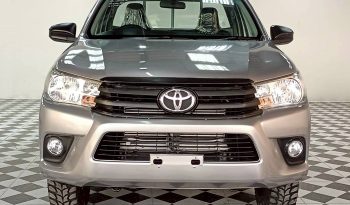 REVO 2WD 2018 2.4J MT STANDARD SILVER  6354 full