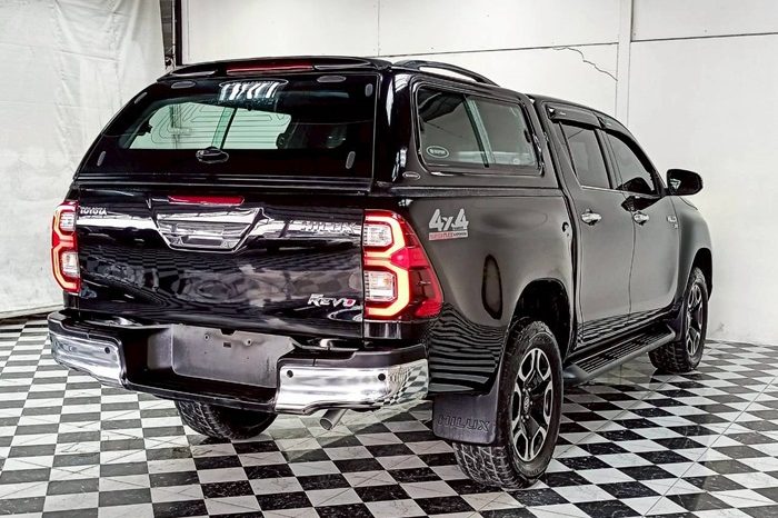 REVO 4WD 2020 2.8G AT DOUBLE CAB BLACK  661 full