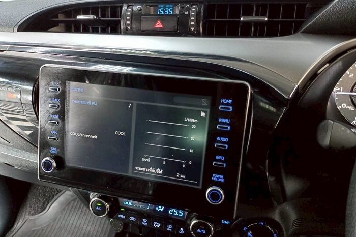 REVO 4WD 2020 2.8G AT DOUBLE CAB BLACK  661 full