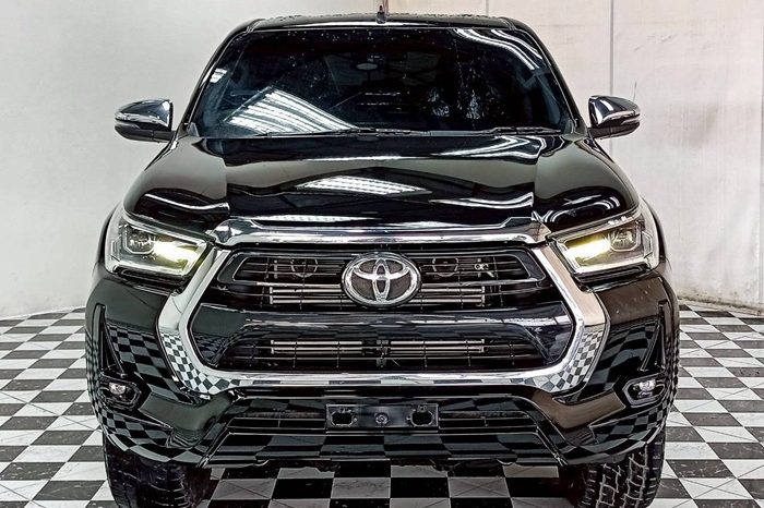 REVO 4WD 2020 2.8G AT DOUBLE CAB BLACK  661 full