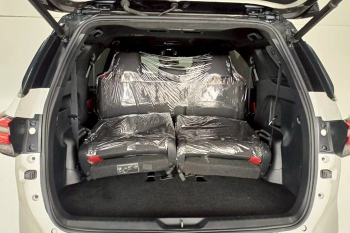 TOYOTA 2WD 2021 2.8V AT FORTUNER WHITE  6791 full