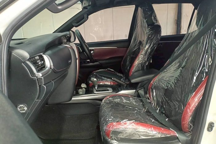 TOYOTA 2WD 2021 2.8V AT FORTUNER WHITE  6791 full