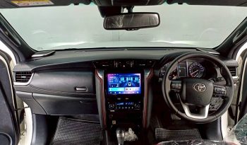 TOYOTA 2WD 2021 2.8V AT FORTUNER WHITE  6791 full