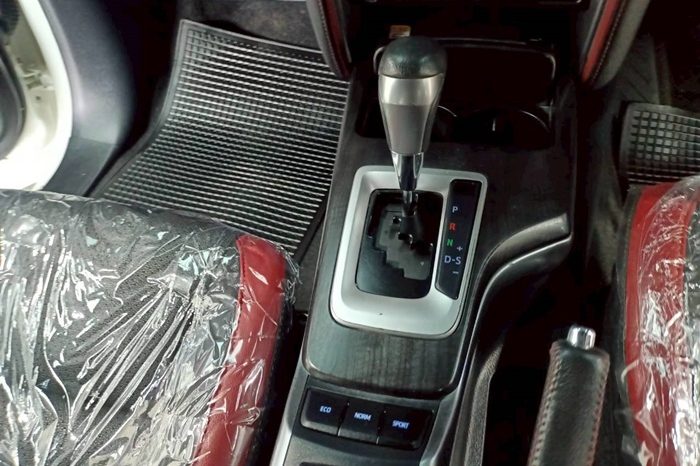 TOYOTA 2WD 2021 2.8V AT FORTUNER WHITE  6791 full