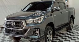 REVO PRE 2019 2.4E AT DOUBLE CAB DARK GREY  7911