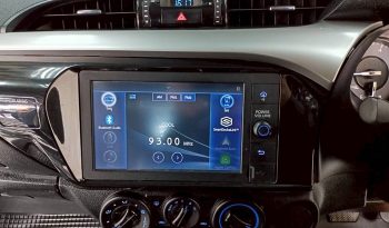 REVO PRE 2022 2.4E AT DOUBLE CAB SILVER  9544 full