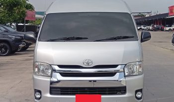 TOYOTA 2WD 2020 3.0 MT COMMUTER SILVER  2288 full