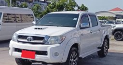 VIGO 4WD 2011 3.0G MT DOUBLE CAB WHITE  5320