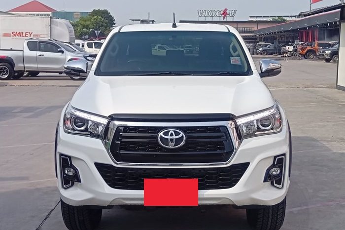 REVO PRE 2019 2.4E AT DOUBLE CAB WHITE  6068 full