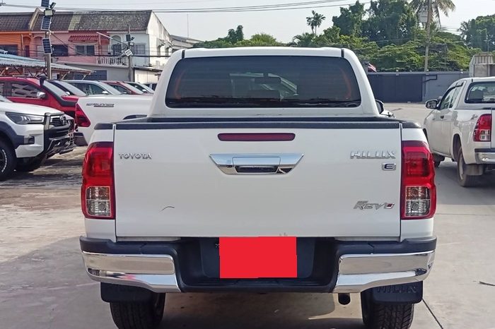 REVO PRE 2019 2.4E AT DOUBLE CAB WHITE  6068 full