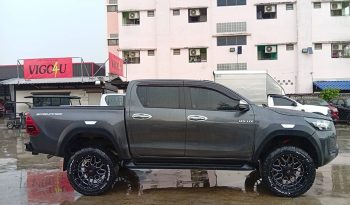REVO PRE 2021 2.4E AT DOUBLE CAB DARK GREY  1871 full